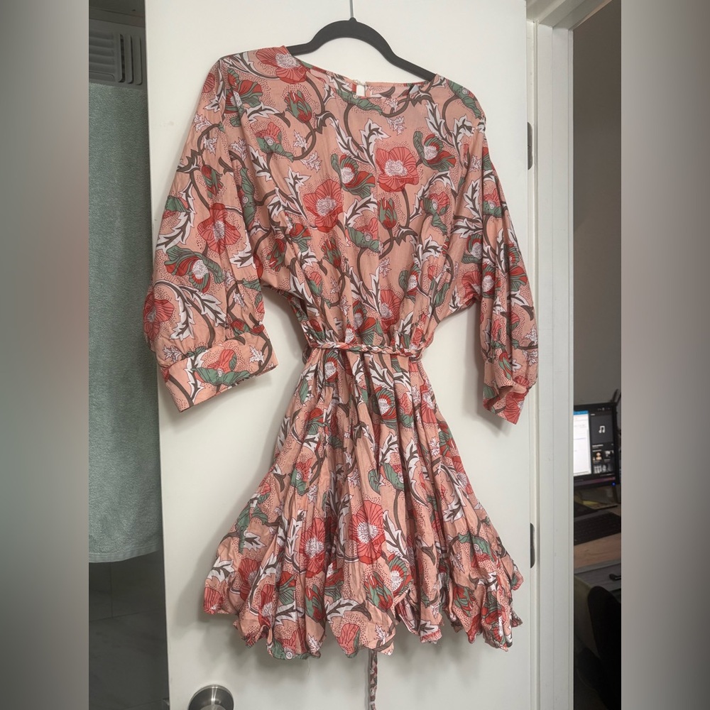 Aakaa Floral Long Sleeve Dress in Pink and Green